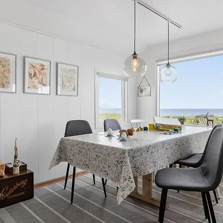 2 Værelses Lækkert Hjem I Feriehus