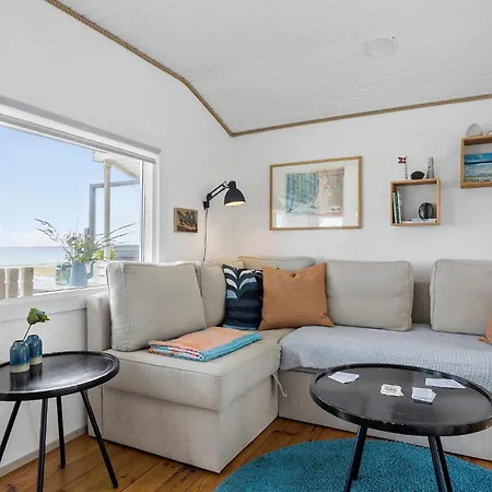 2 Bedroom Awesome In Otterup