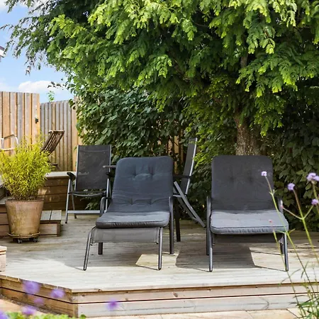 2 Bedroom Awesome In Feriehus *